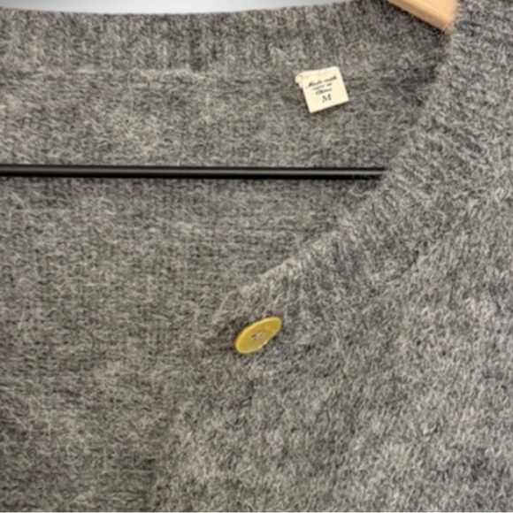 DÔEN Petra cardigan_grey - Picture 5 of 6